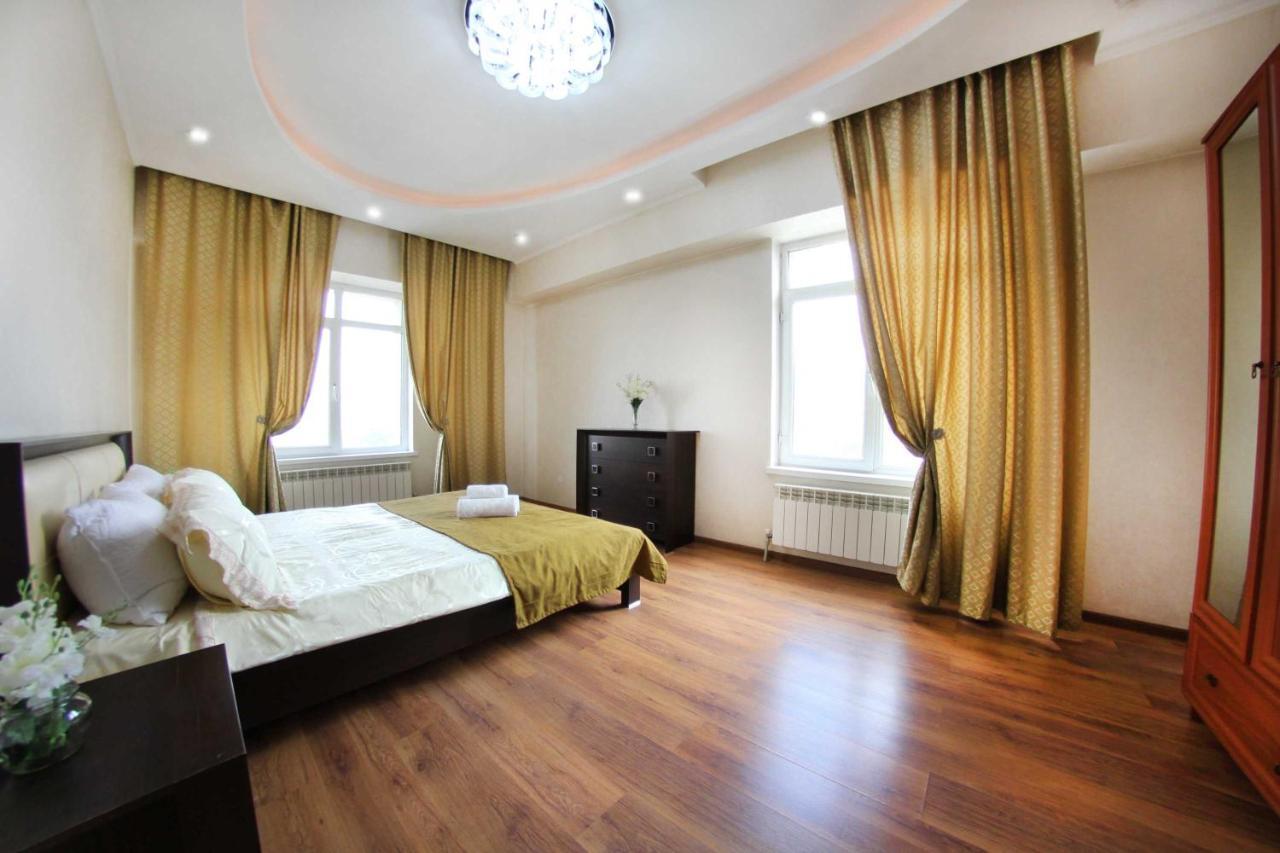 Razmestim В Жк Дуэт Almaty Exterior photo